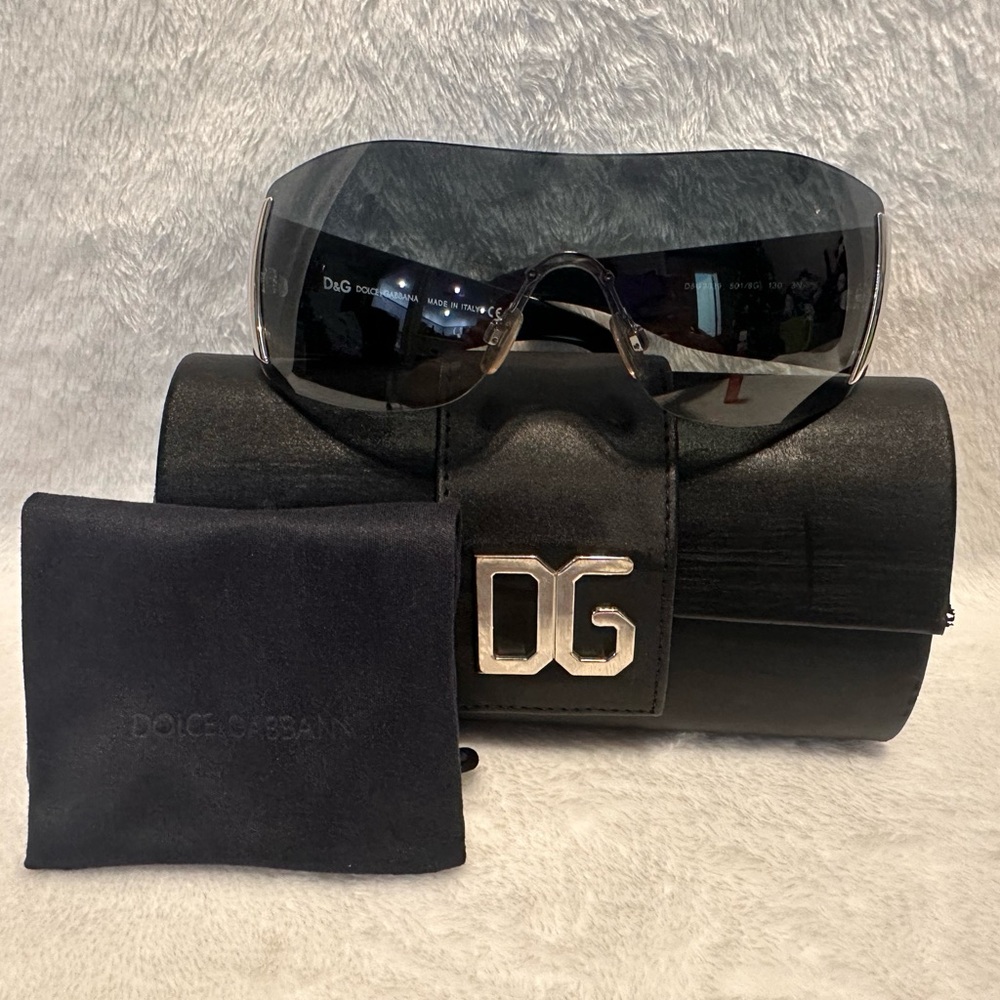 Dolce & Gabbana Sleek Black Sunglasses